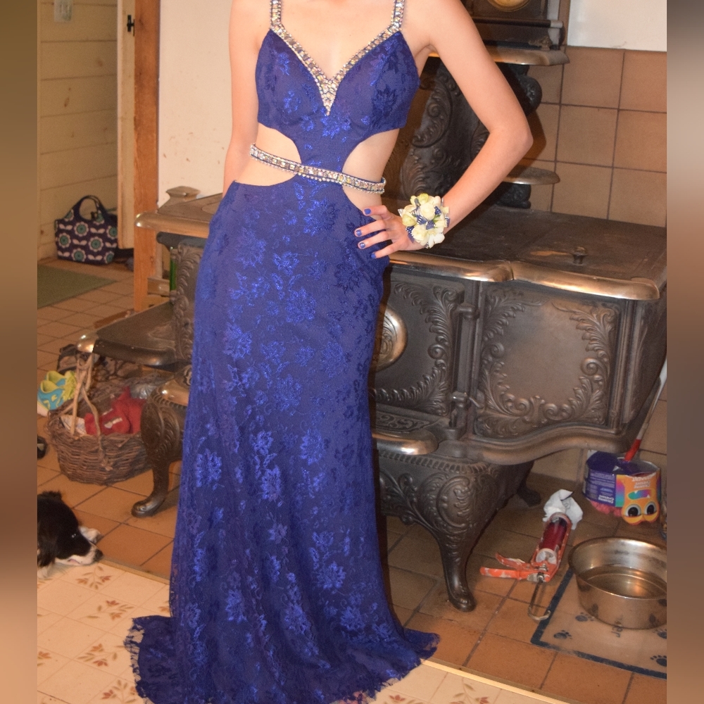 Studio 17 royal blue lace prom dress. Size 2